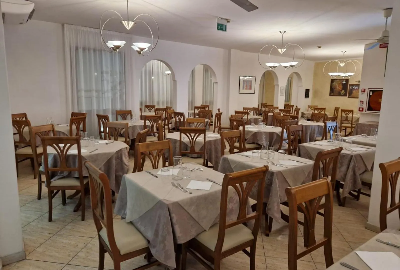 Hotel Caruso Rimini 3*,